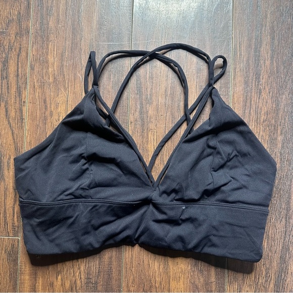 Other - Black Strappy Workout Sports Bra
